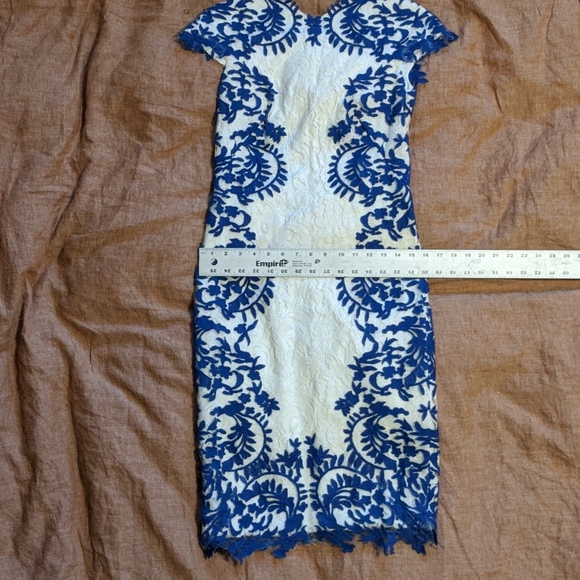 Tadashi Shoji floral lace dress - Picture 5 of 7